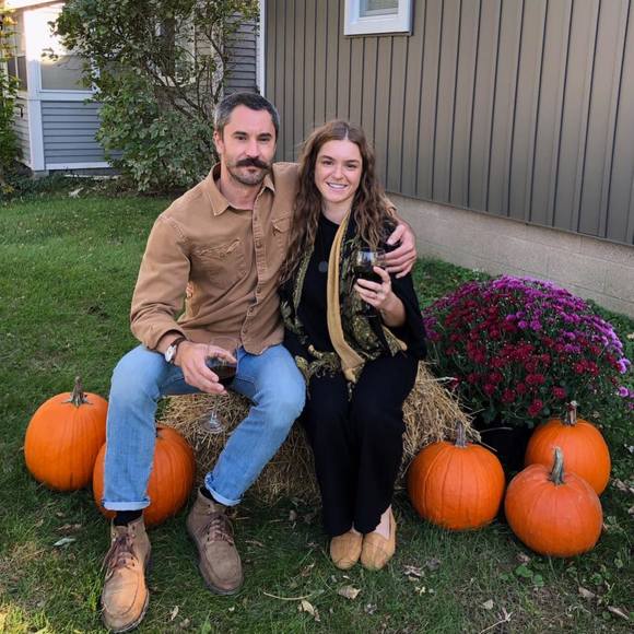 Meet your Posher, Stephanie - Picture 1 of 1